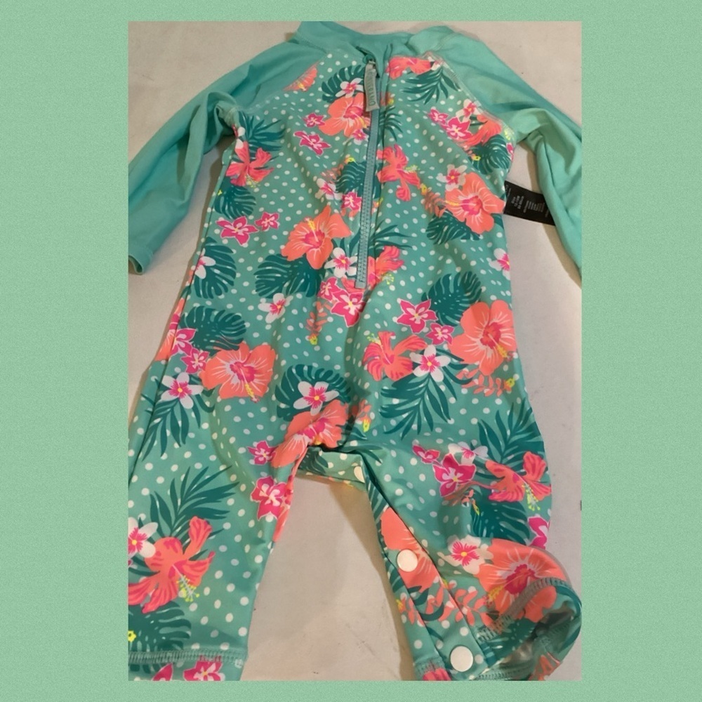 One piece zipper in the front baby swimsuit. 9